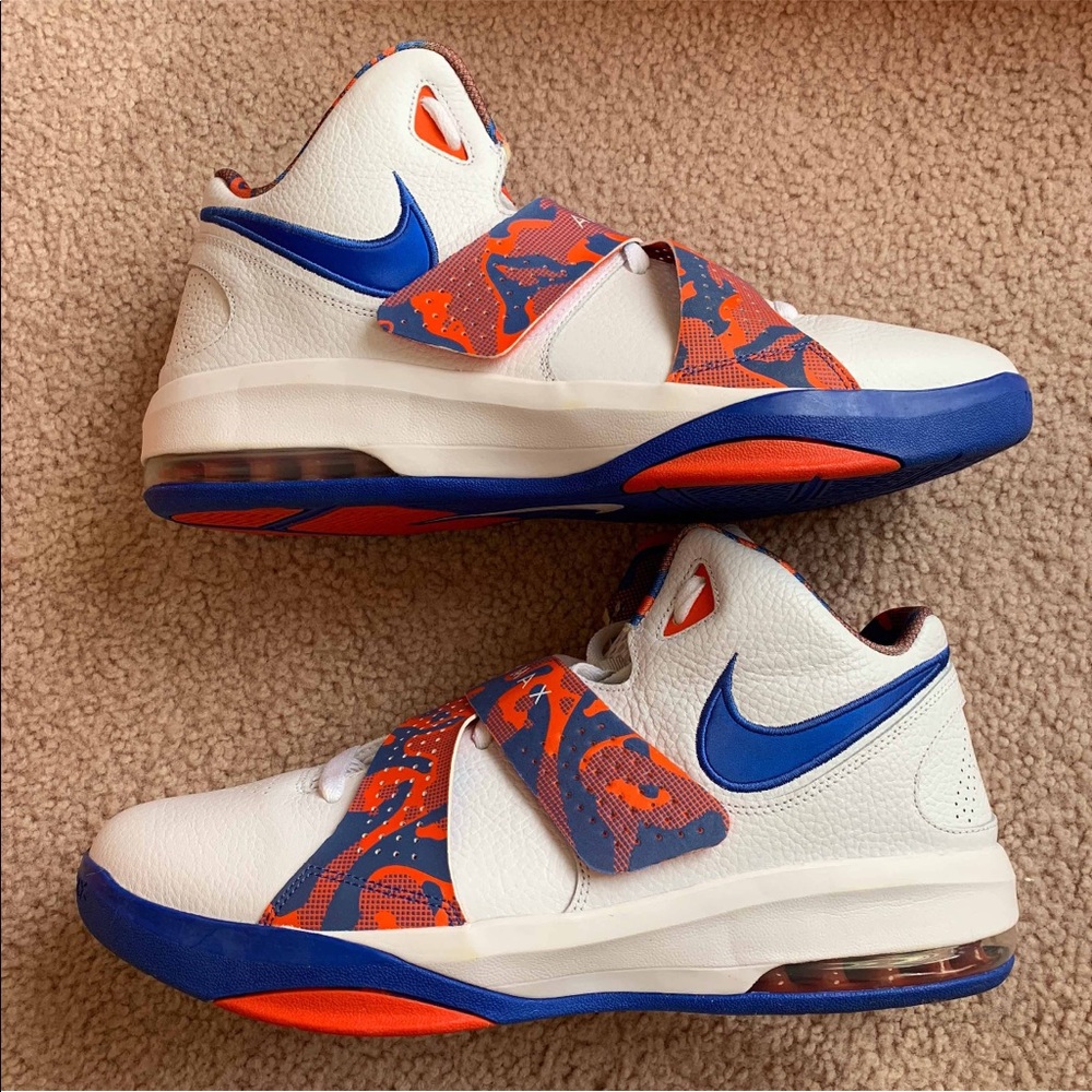 MEN’S SIZE 13 AIR MAX SWEEP THRU STOUDEMIRE SHOES